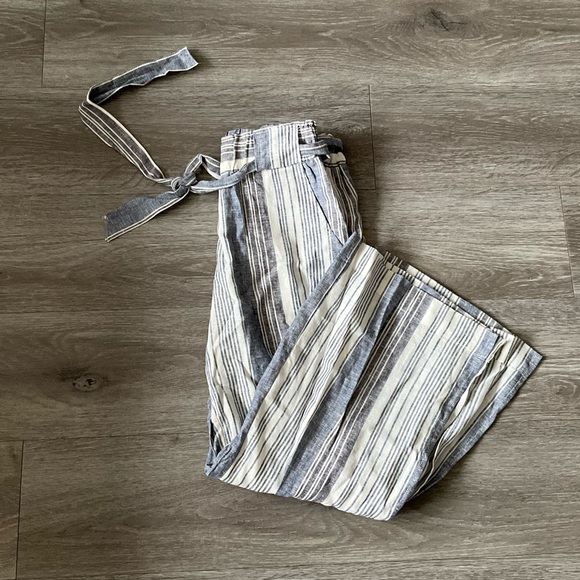 Linen Pants - Picture 1 of 3